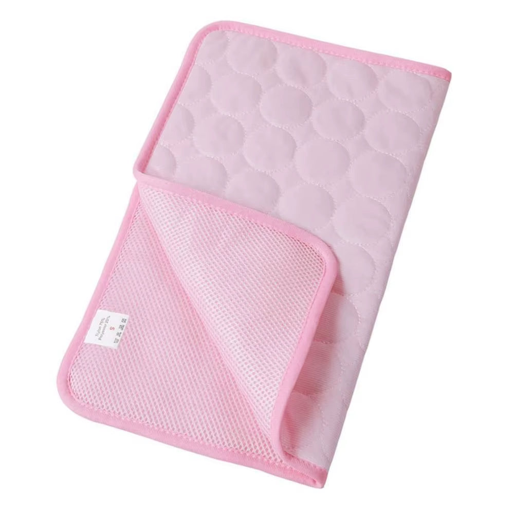 Tapis Rafraîchissant Pour Chat — Soie Glacée